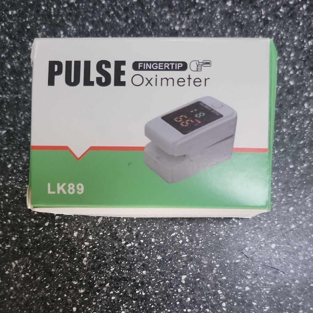 Pulse Fingertip Oximeter LK89